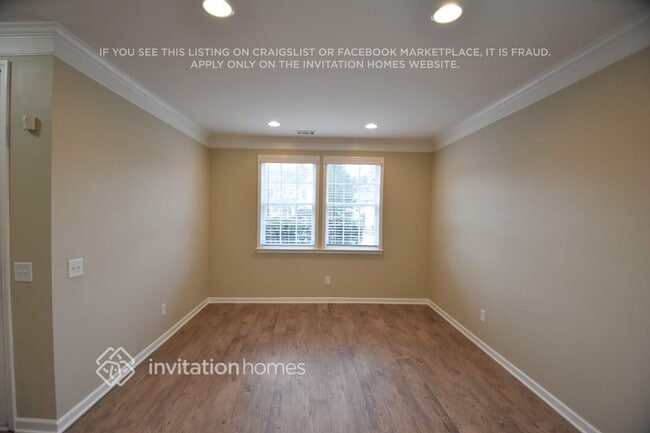 Foto del edificio - 335 Yellow Iris Rd SE