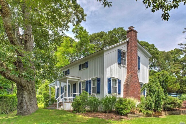 Building Photo - 6925 Nassau Point Rd