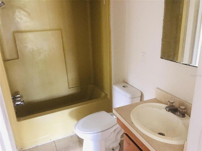 Foto del edificio - 1223 E Parker St