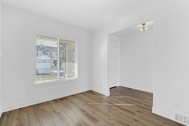 Foto del edificio - 16349 S Coupler Ln
