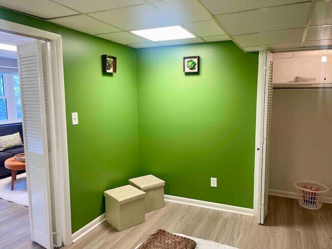 Building Photo - Midtown at Marion Green - 1BR/1BA - Close ...