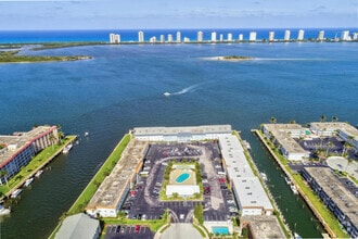 Building Photo - 100 Shore Ct