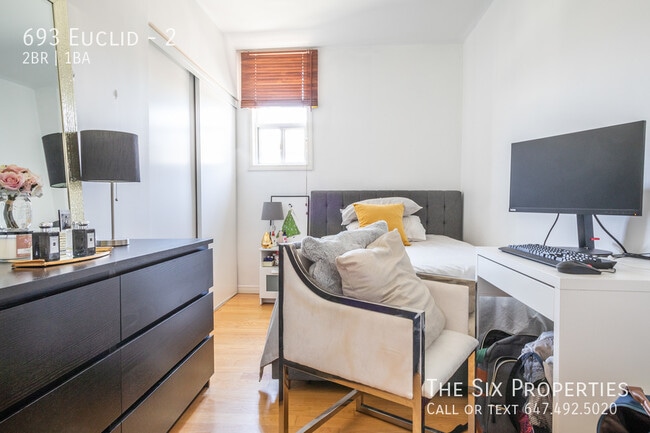 Building Photo - Two Bedroom Annex Apartment