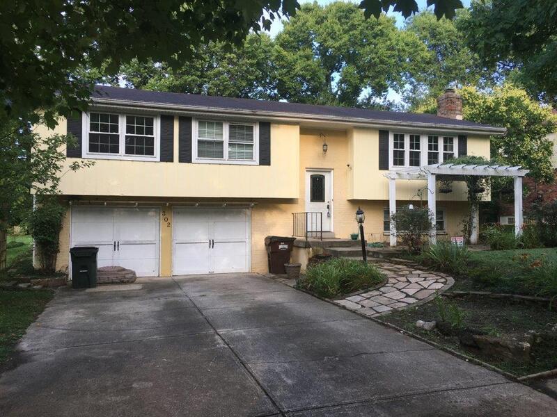 Primary Photo - 302 Fairmeade Rd