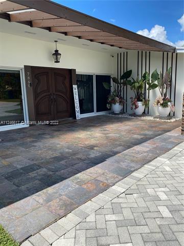 Building Photo - 7860 SW 134th Ter