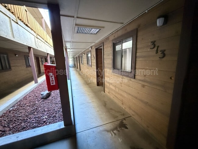 Foto del edificio - 125 Franklin Park