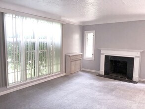 Building Photo - 3633 Lynnfield Rd