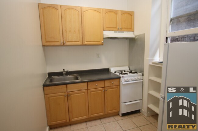 Foto del edificio - 1082 Post St