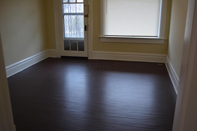 Building Photo - 1257 Dennison Ave