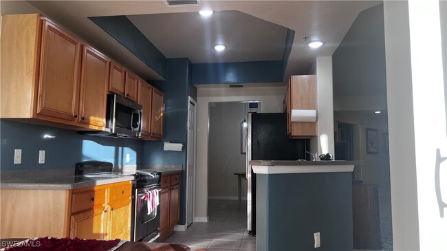 Building Photo - 5705 Mayflower Way