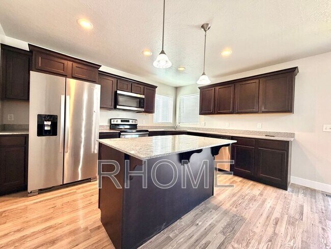 Building Photo - 4102 W 1800 N