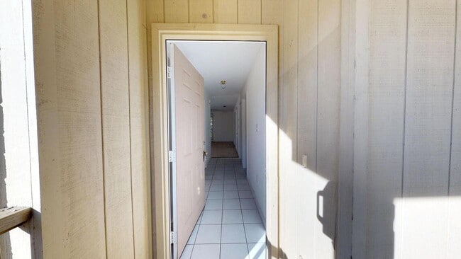 Foto del edificio - 1863 Norwood Ct