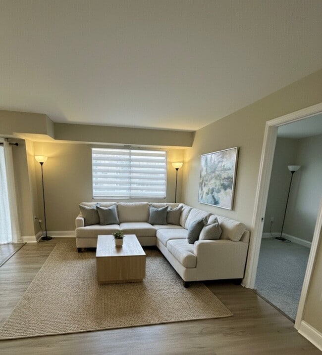 Building Photo - 12705 Dara Dr