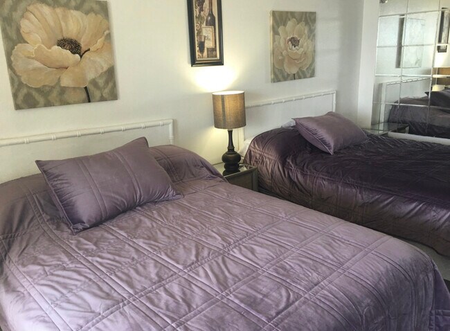 Foto del edificio - 445 Seaside Ave