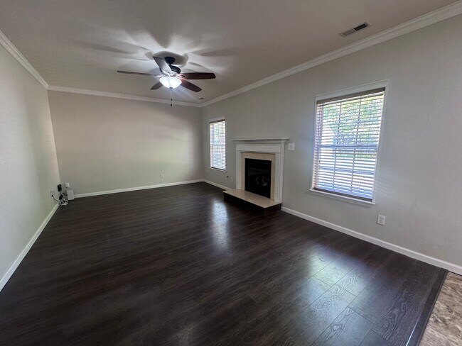 Foto del edificio - Beautifully Spacious Chesapeake Home