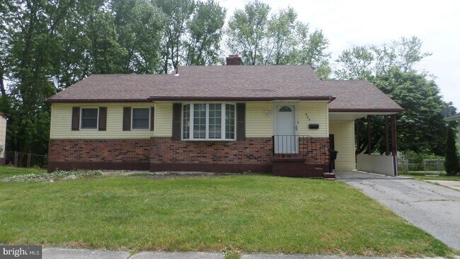 Building Photo - 944 Carvel Dr