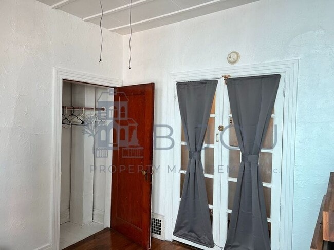 Photo - 427-431 E. Bijou St. Apartment