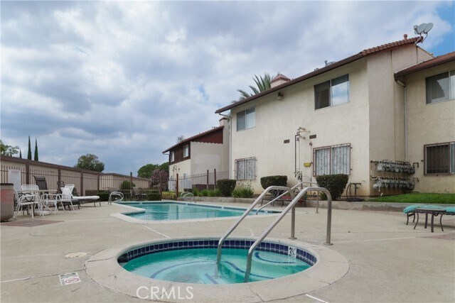 Foto del edificio - 3880 W Jacinto View Rd