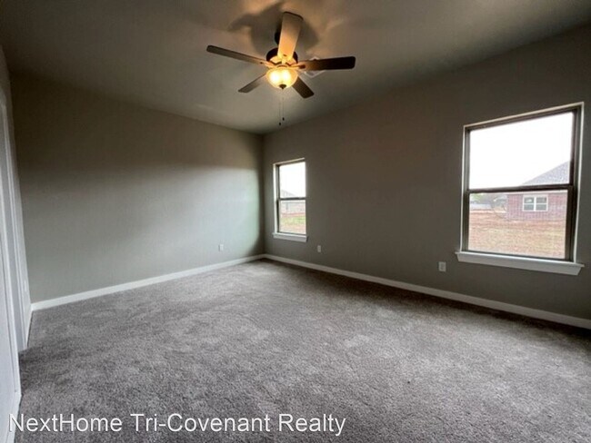 Foto del edificio - 3 br, 2 bath House - 1510 SW Heatherbrook Way