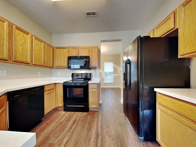 Foto del edificio - 435 Wrayhill Dr