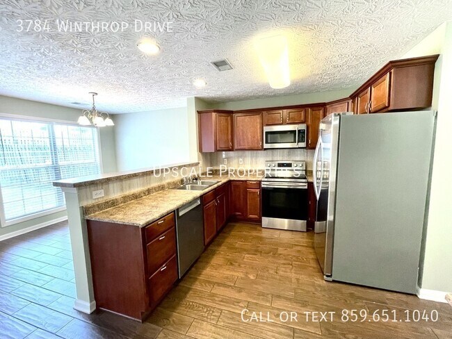 Foto del edificio - 3784 Winthrop Dr