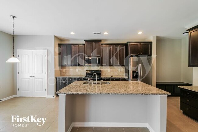 Building Photo - 3824 Hawk Tail Drive
