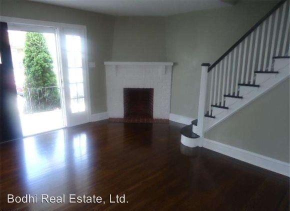 Building Photo - 1212 Harding Dr