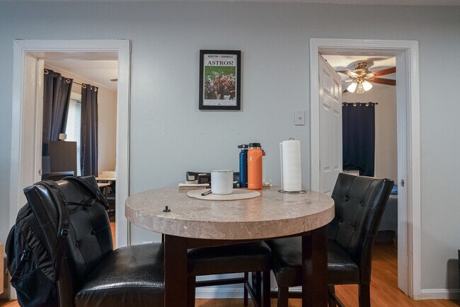 Foto del edificio - 84 Savin Hill Ave