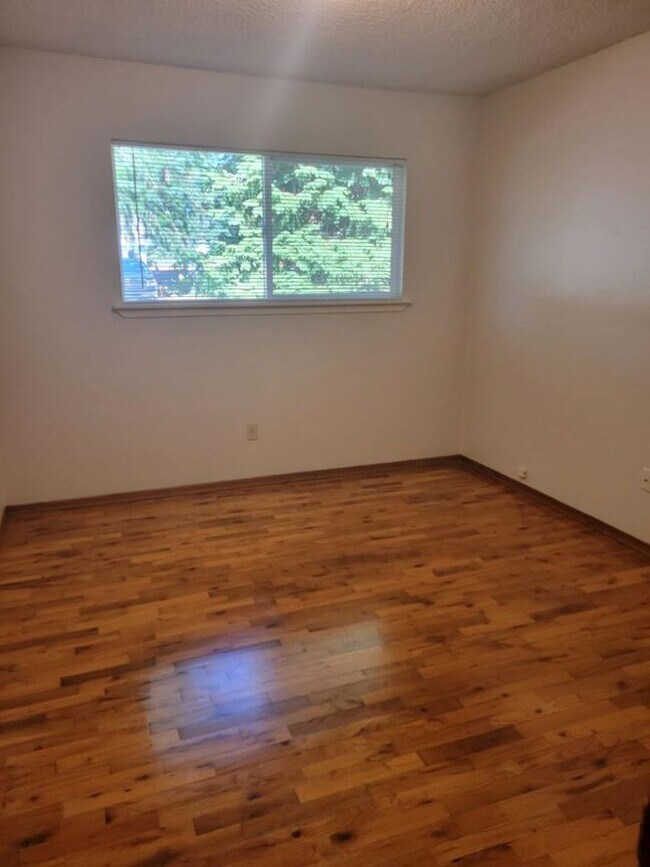 Foto del edificio - Don't miss this Beauty with vintgage, beau...