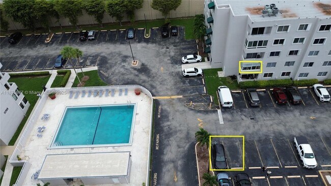 Foto del edificio - 11715 SW 18th St