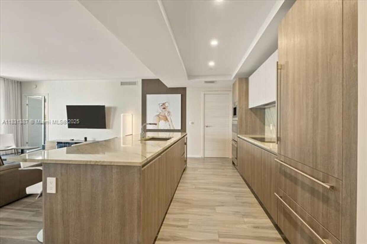 Photo - 801 S Miami Ave unit 4708 (A11831387)