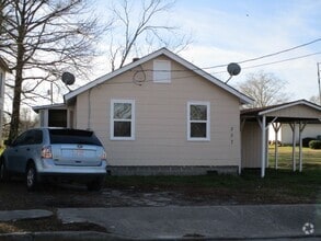Building Photo - 307 W Cypress St