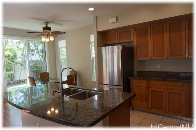 Building Photo - 580 Lunalilo Home Rd