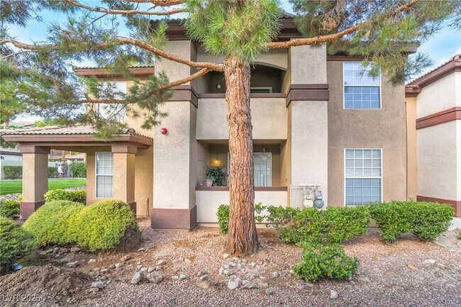 Foto del edificio - 231 W Horizon Ridge Pkwy