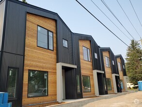 Building Photo - 2719-27128 28 Ave SW