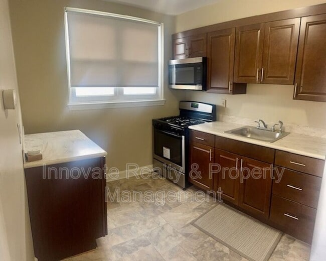 Foto del edificio - 910 E Sharpnack St