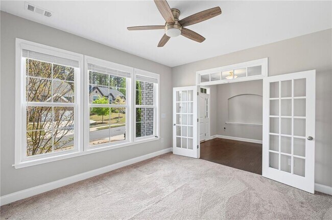 Foto del edificio - 5153 Elkins Ln