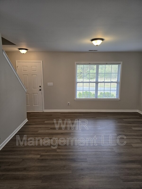 Foto del edificio - 1415 Cold Creek Pl