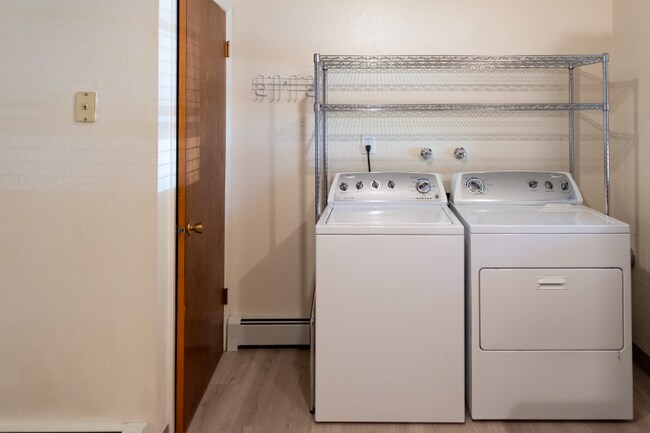 Foto del edificio - 2141 19th Ave