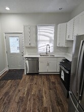 Building Photo - 2033 Carrollton Ave