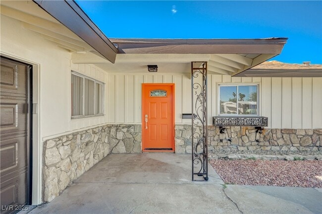 Building Photo - 3504 Pioneer Cir