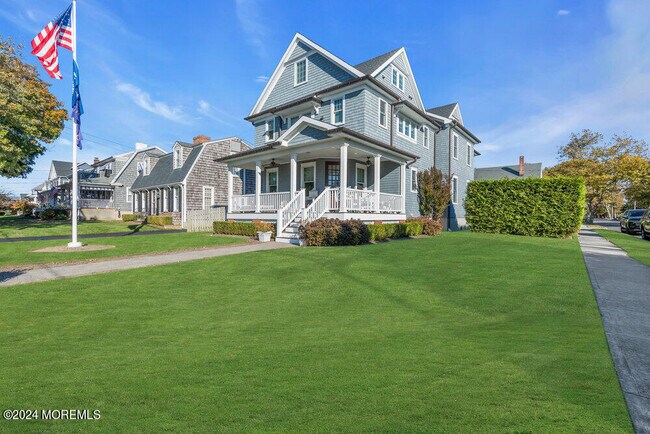 Foto del edificio - 300 Salem Ave