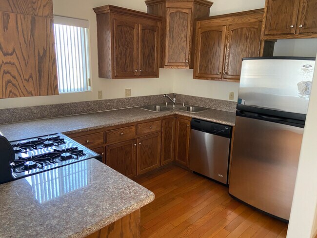 Building Photo - 6508 Cerritos Pl