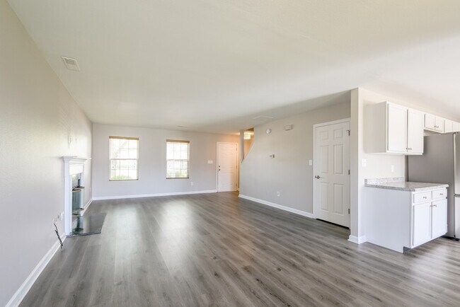 Foto del edificio - 1334 Mulberry Ct