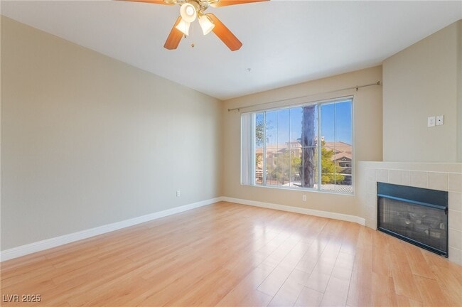 Building Photo - 7115 S Durango Dr