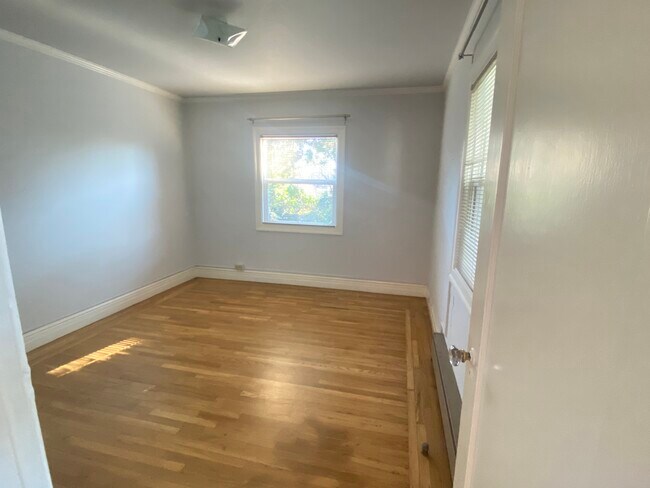 Building Photo - 367 Alcatraz Ave