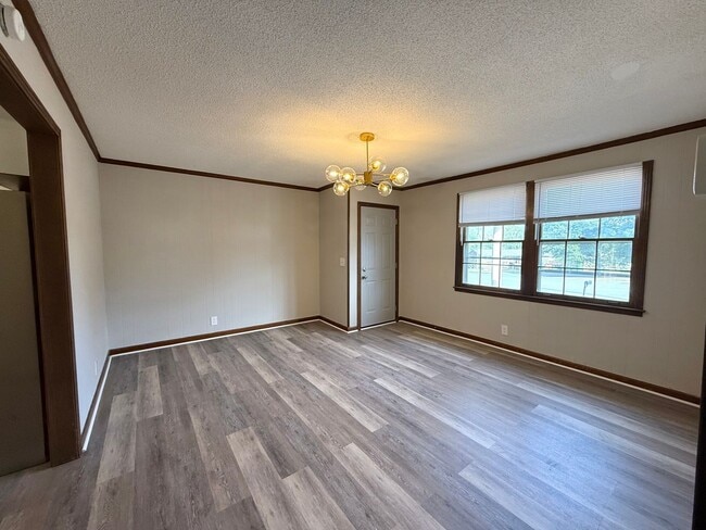 Photo - 102 Susan Ct Apartment