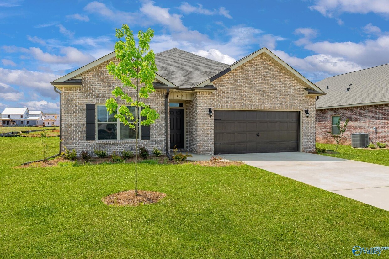 Foto principal - 110 Caden Ct