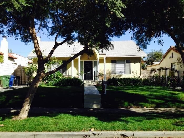 House in Beverly Hills Adj 3 Bed, 3 Bath, 5800