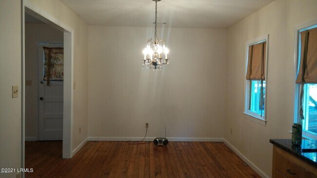 Building Photo - 1007 Greene St